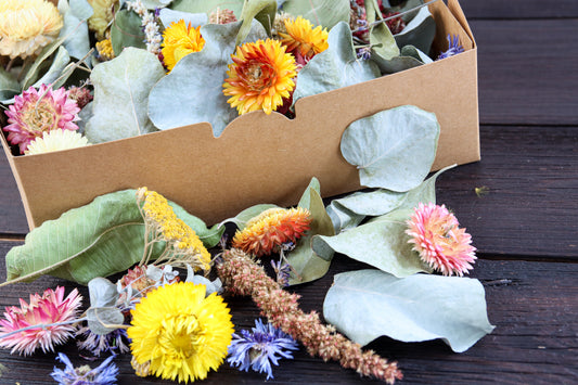 Natürliches Konfetti - Blatt & Blüten aus der Gärtnerey