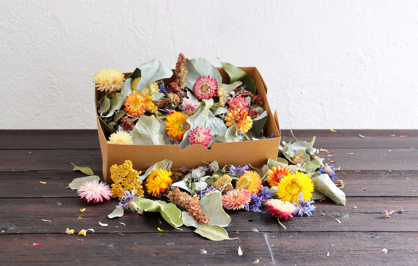 Natürliches Konfetti - Blatt & Blüten aus der Gärtnerey