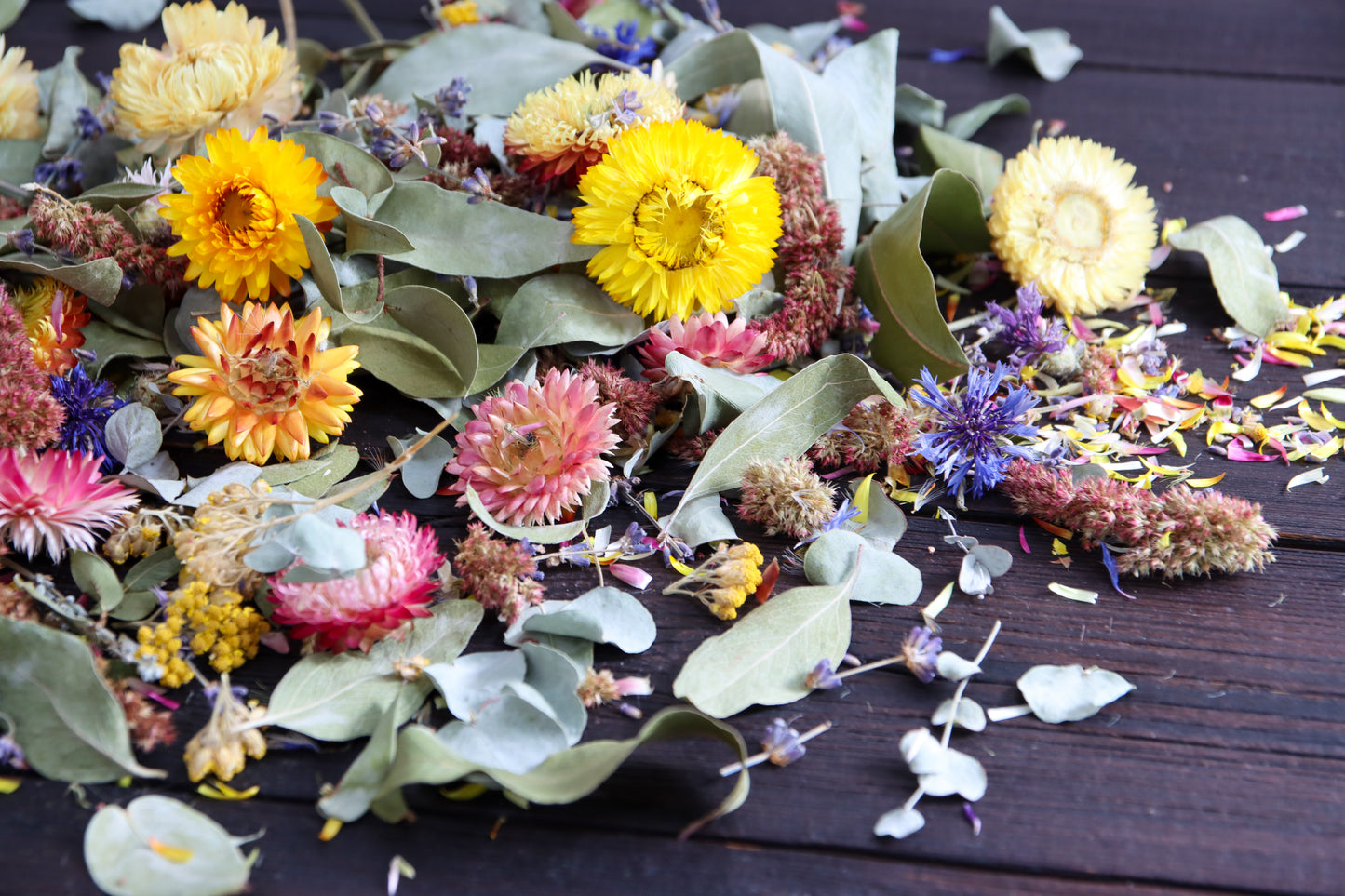 Natürliches Konfetti - Blatt & Blüten aus der Gärtnerey