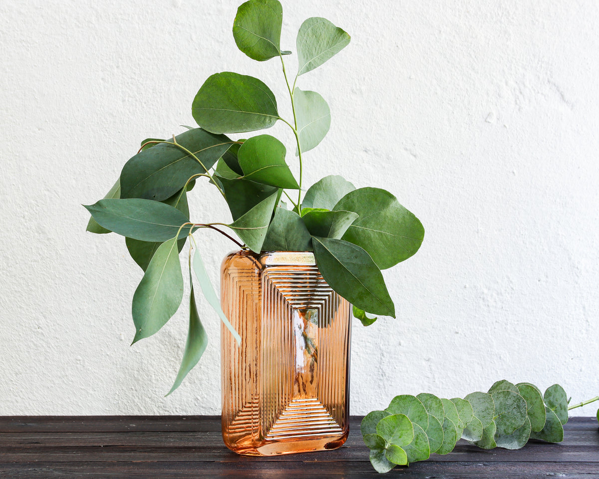 Glasvase Ingmar – Rechteckige Amber-Vase (20 cm) im 70er-Design